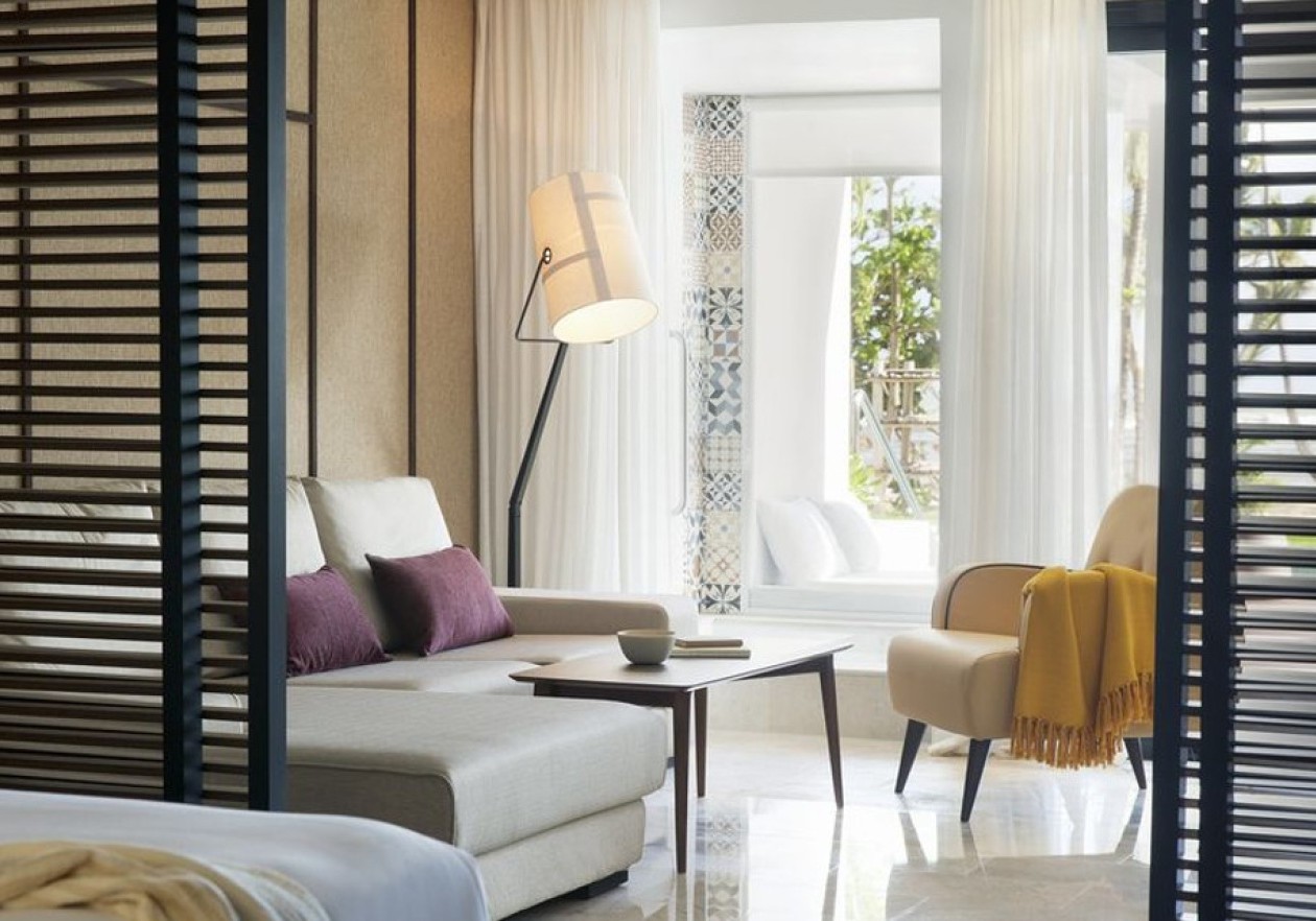 EXCELLENCE EL CARMEN *****
