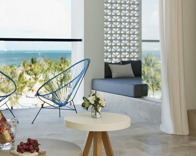 FINEST PLAYA MUJERES *****